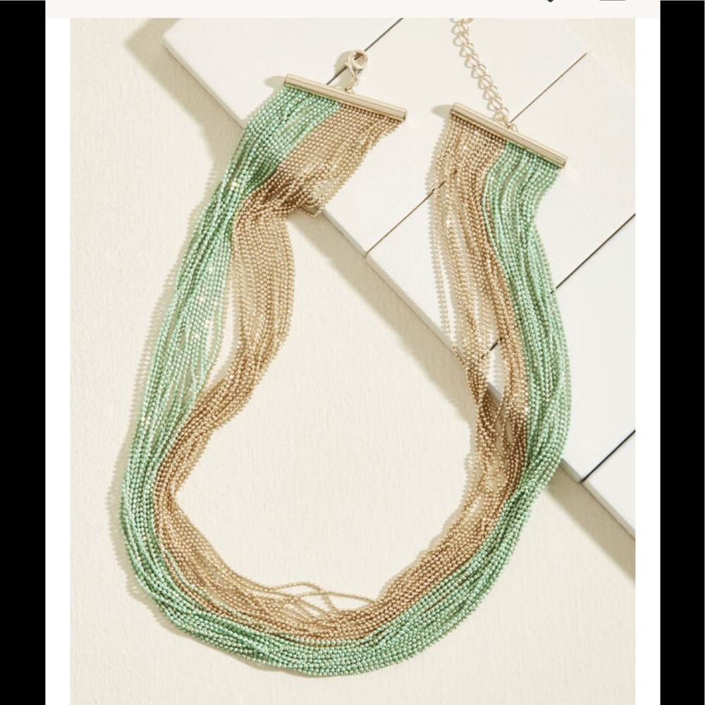 NWT ModCloth Chain Arrangement Necklace